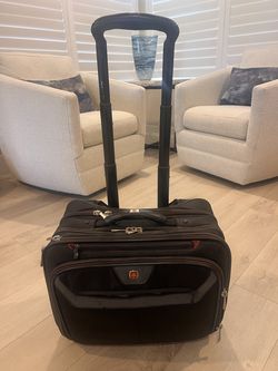 Extendable Handle Roller Briefcase (Swissgear)