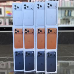 iPhone 17 Pro & iPhone 17 Pro Max ((Take It Home In Payments/ llévatelo a casa en pagos) 