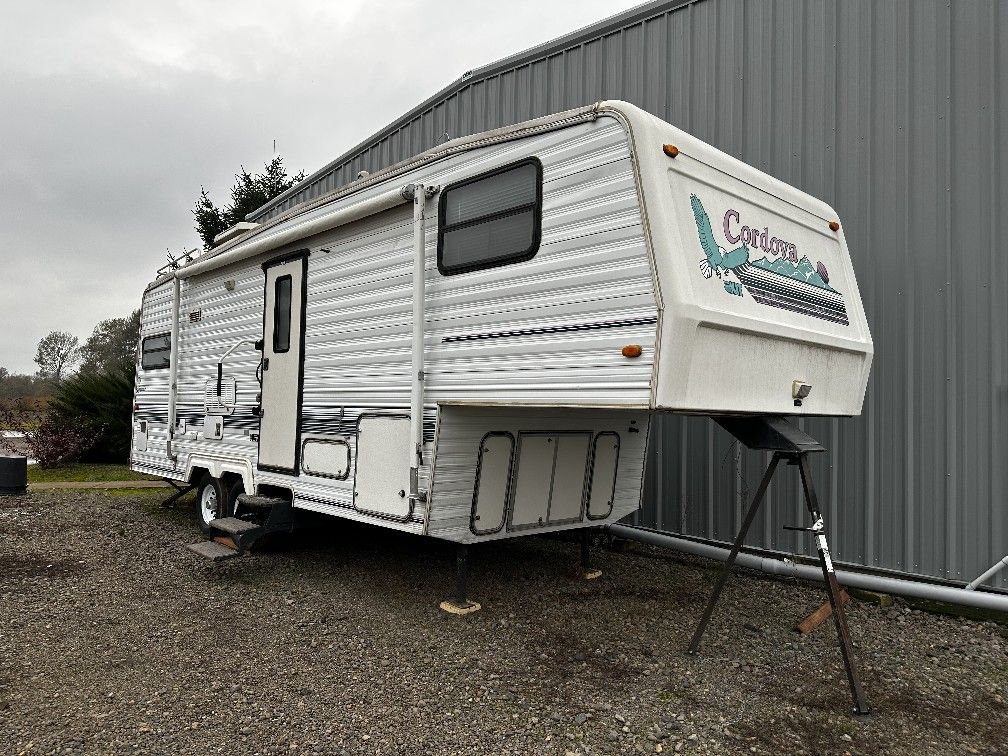 1995 Coleman Cordova