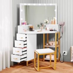 Moasis Tri-fold Mirror Vanity - 55.3'' H X 41.7'' W X 19.6'' D - Black