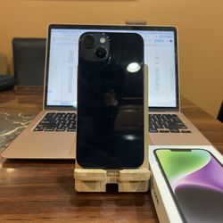 iPhone 14 – 128GB – Navy Blue – Unlocked – Excellent condition -A2649