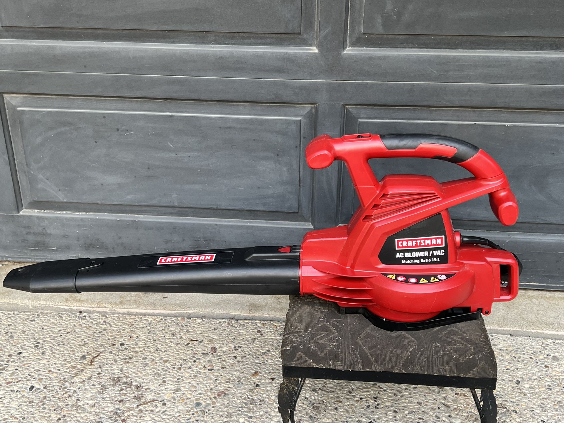 AC Blower/VAC Craftsman Leaf Blower, sopladora — Like New