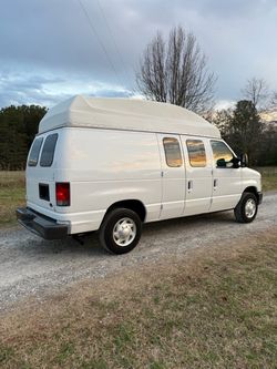 2013 Ford E-150