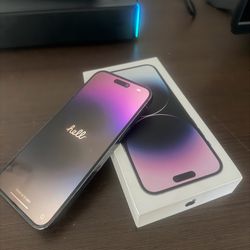 Vendo iPhone 14 por Max