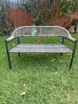 Rope Effect Rattan Bench
