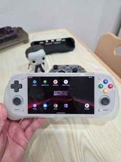 Retroid Pocket 5 w/ Grip