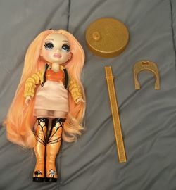 Rainbow High lot of 5