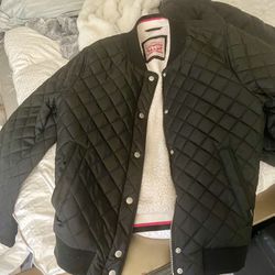 Lululemon Oversize Bomber And Levi’s Jacket