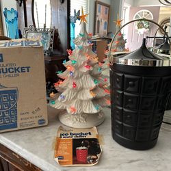 Vintage Atomic MCM Ice Bucket,  Lustro Ware Black Geometric Cube Lidded Barware