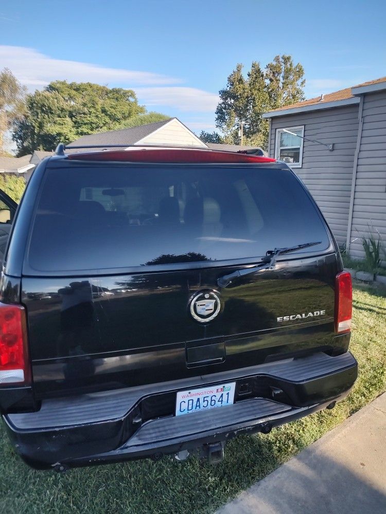 2002 Cadillac Escalade