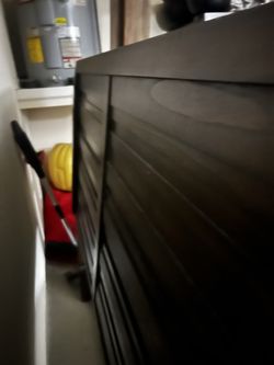 Queen size bed Frame-Nebraska furniture