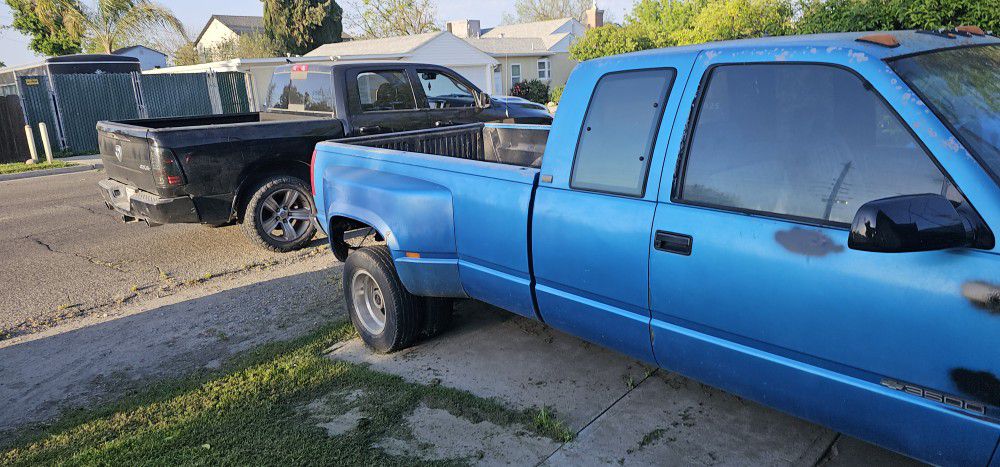 1992 Chevy 3500 Parts Truck