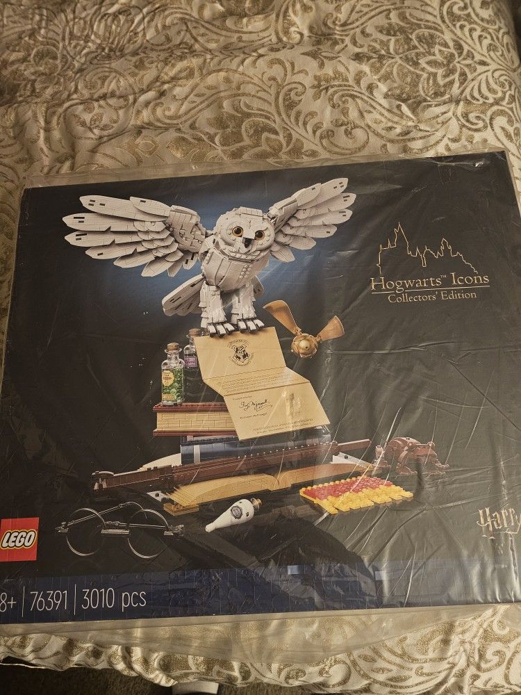 Lego Harry Potter Hogwarts Icons Collectors Edition OWL #76391 (CRAZY CHRISTMAS DEAL)