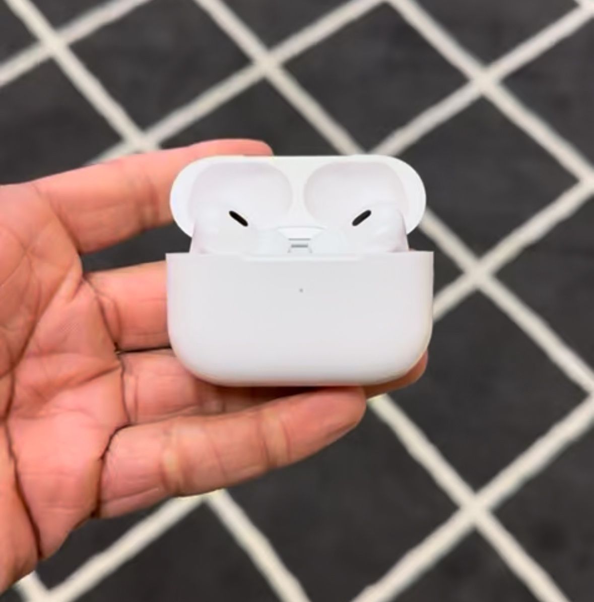 AirPods Pro 2 OPEN TO OFFERS