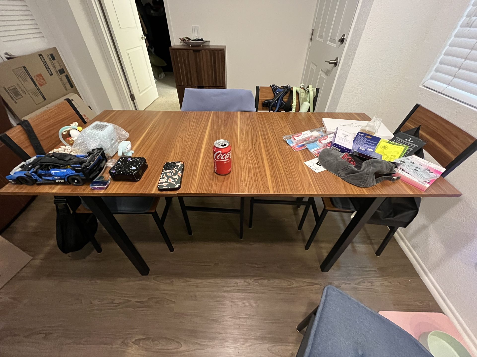 Expandable Dining Table Set