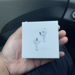 apple gen 4 airpods ( 2024) comes with active noise cancellation 