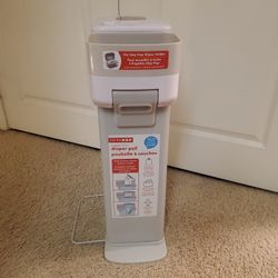 Skip Hop Nursery Style Diaper Pail