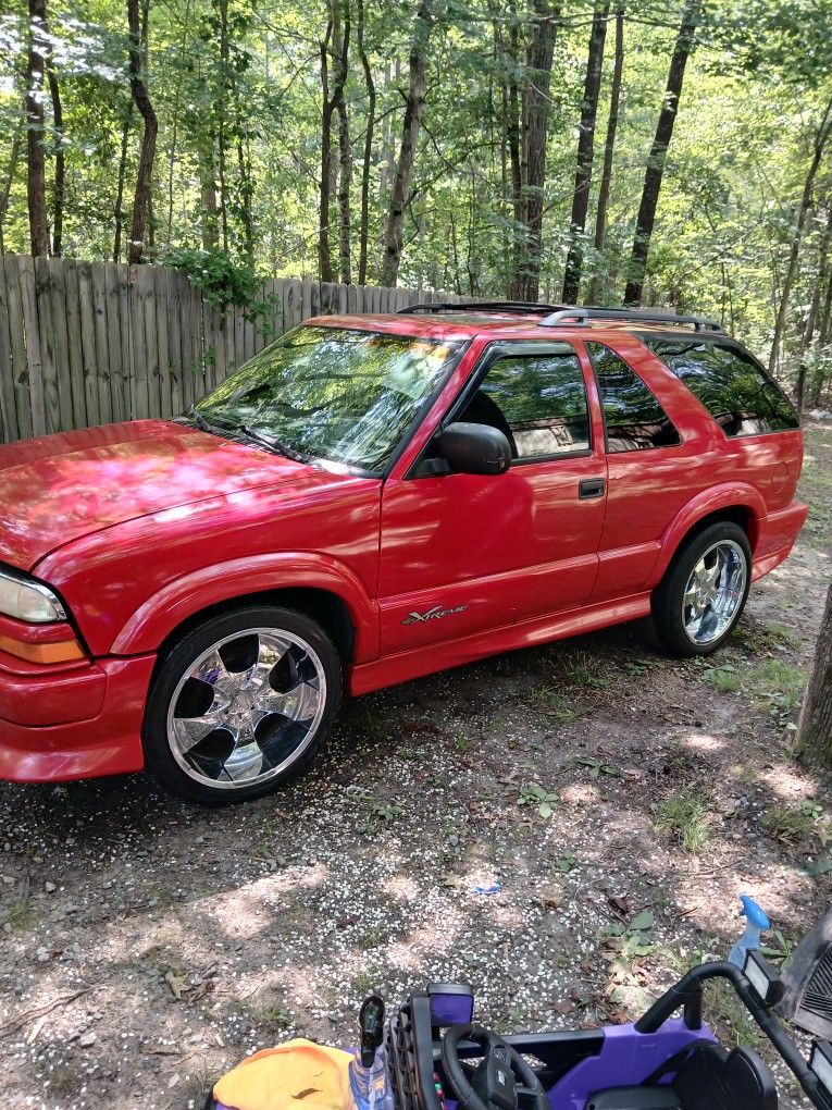 2 door! old school chevy blazer.