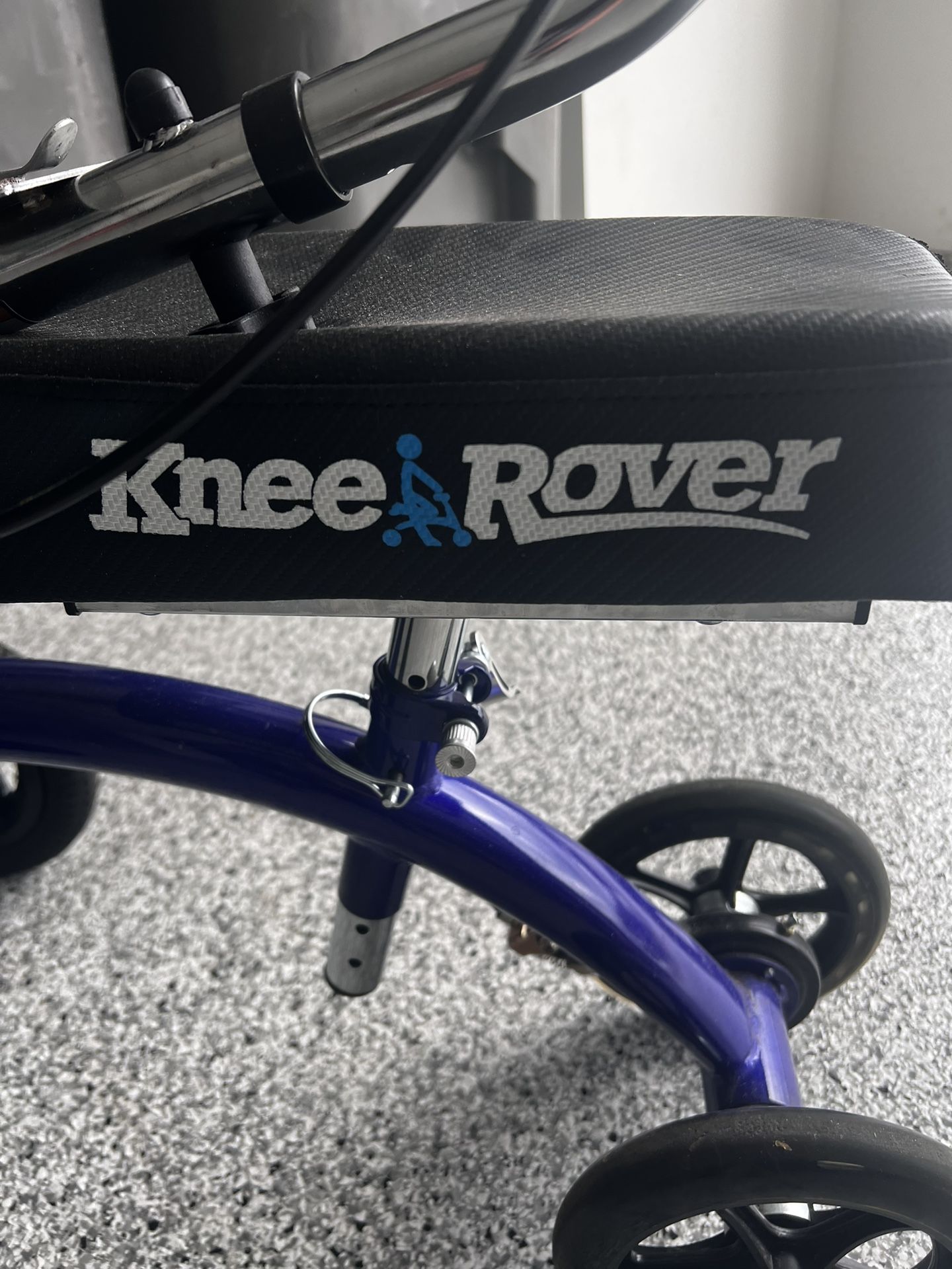KneeRover