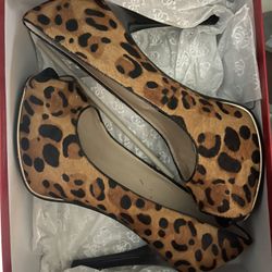 GUESS Pumps 