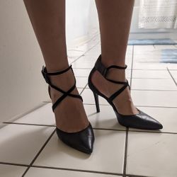 Pointed Toe Heels By Nine West