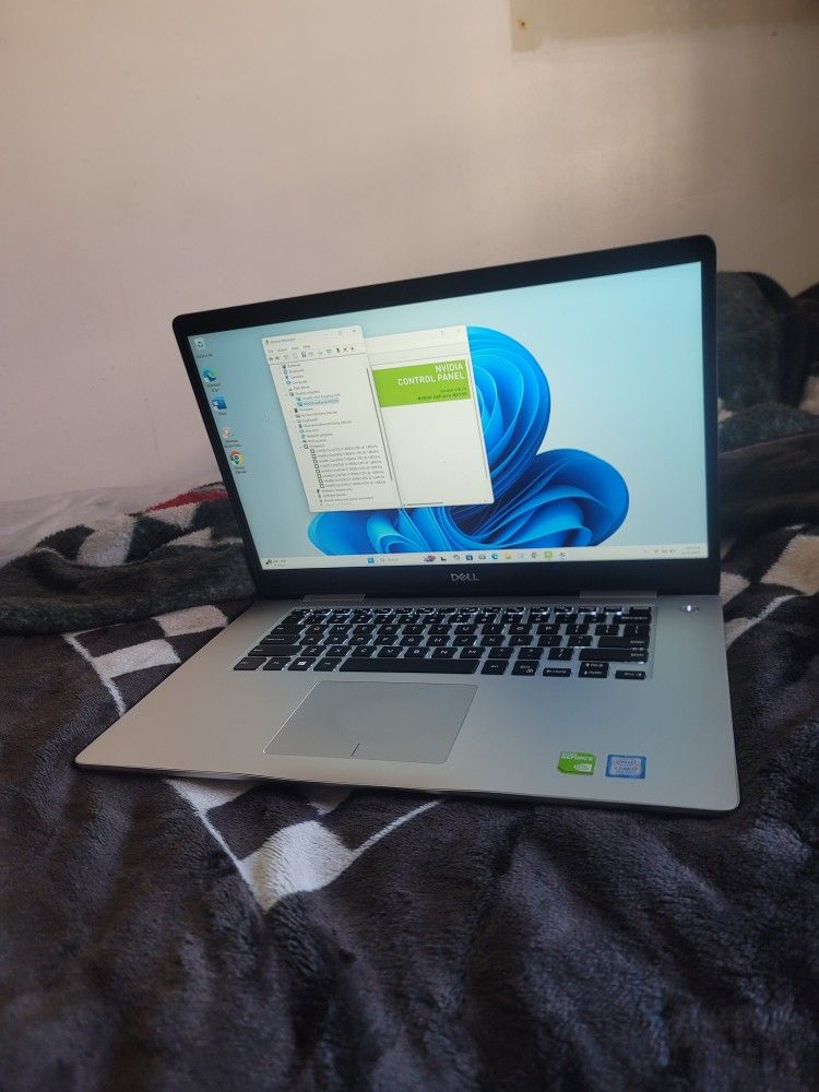 Dell Laptop: Core i7. Windows 11 V-24H2, Wi-Fi, Bluetooth. MS-office. M.2 Drive, WebCam.