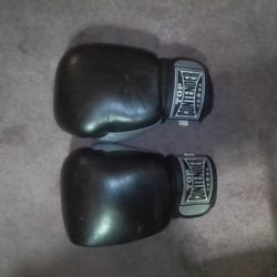 Boxing Gloves 