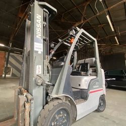 Nissan forklift, cheap price