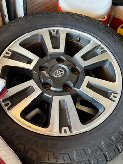 2018 Toyota Tundra Wheels/Tires