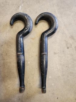 Freightliner R15 Tow Hooks 