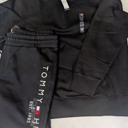 New Men's XLarge Tommy Pull Over & Sweatpants