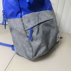 Nike Jordan Jumpman Classics Mini Backpack Zipper Pockets. Used in good condition with minor cosmetic blemishes from normal usage. 
