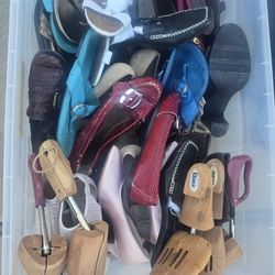 Large Lot of Women’s Shoes – Mixed Styles & Sizes