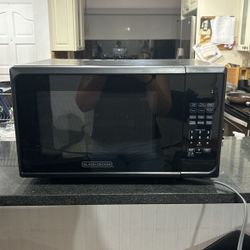 Black+Decker Microwave 