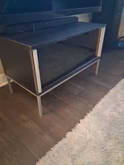 TV STAND /SHELF