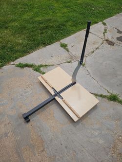 Laminate/vinyl plank flooring cutter
