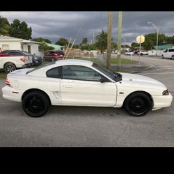 1998 Ford Mustang