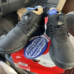 Nike Men’s Size 10  Nike Air Presto Mid Utility