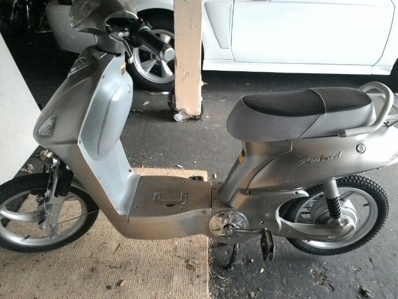 Rad 2 go Sunbird Electric Bike Scooter