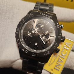 MEN'S BRAND NEW BIG FACE LUXURY GUNMETAL BLACK TONE 100% AUTHENTIC INVICTA CHRONOGRAPH WATCH.
