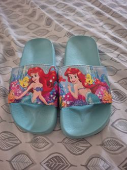 Girl sandals