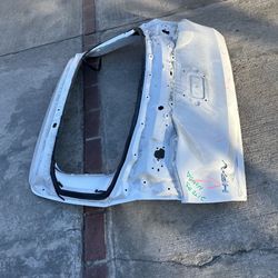 2021-2023 Honda HRV tailgate