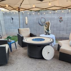 Gorgeous AND Comfortable 15PC Patio Set PLUS Propane Tank & Fire Glass