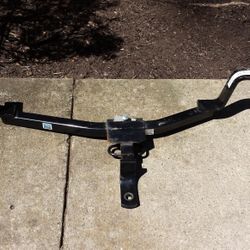 NOW FREE - Trailer Hitch for Hyundai Elantra