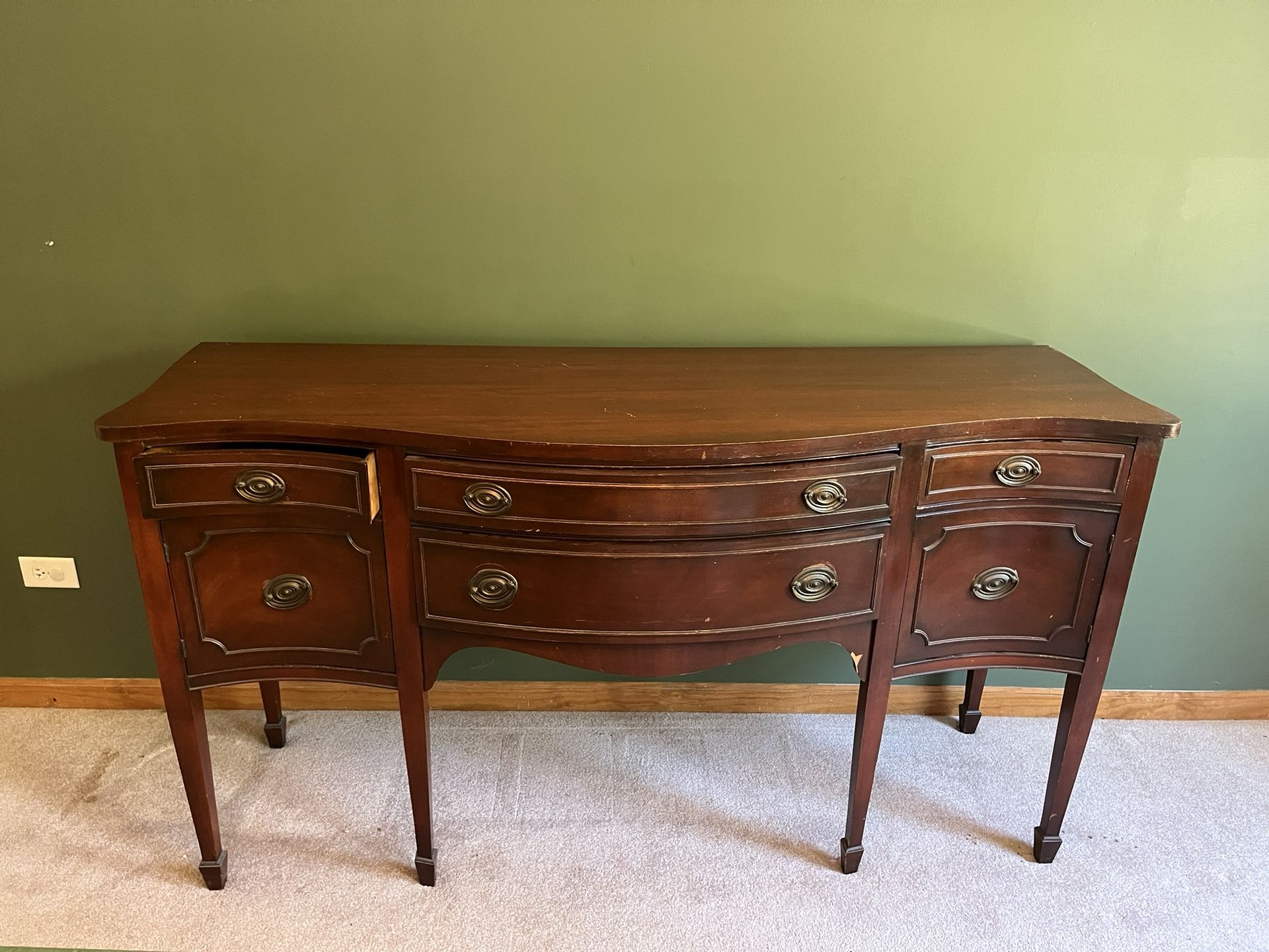 Antique Mahogany Duncan Phyfe Sideboard