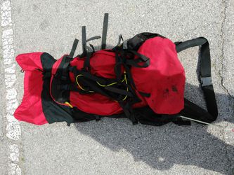 EXTERNAL BACKPACK HIKING CAMPING. READ DETAILS