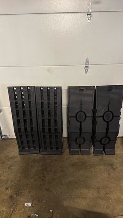 Two sets of drive on car ramps