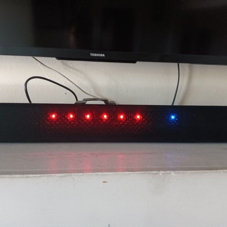 Shure Stem Wall Beamforming Microphone Array and Speaker System for Conferencing With PoE Switch