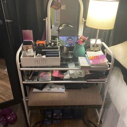 Old But Cute Makeup Table