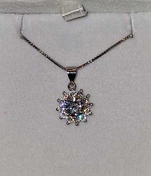 A 1 Carat Total Weight Of The Mossinaite Diamond On A 923 Sterling Silver Chain. Brand New